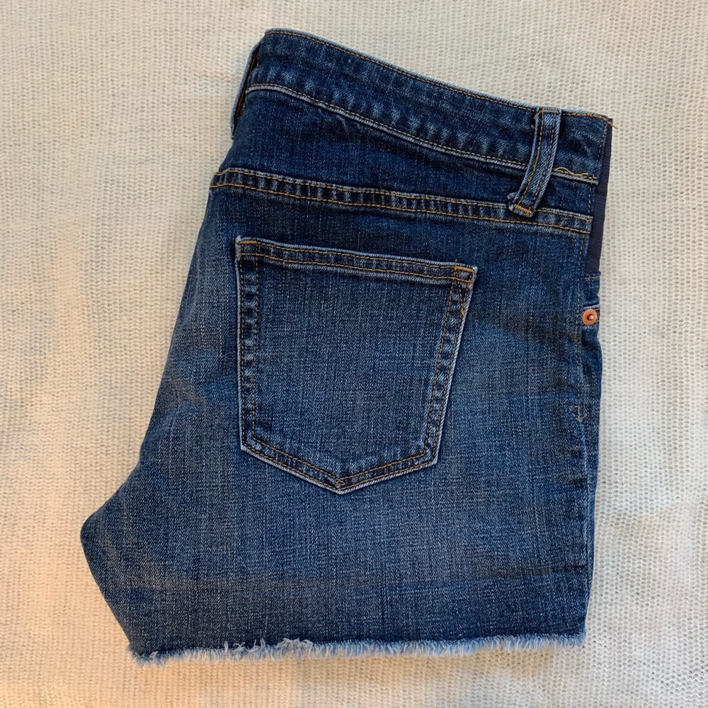 GAP Maternity Inset-Panel Denim Shorts